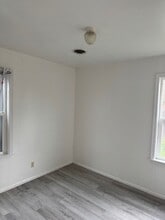 937 Winchester Ave in Medford, OR - Building Photo - Building Photo