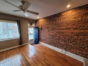 315 S Clinton St in Baltimore, MD - Building Photo - Building Photo