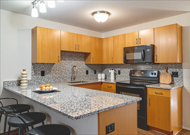 Brailey Apartments in Toledo, OH - Foto de edificio - Building Photo