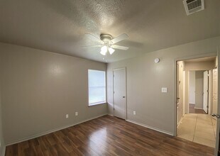 3210 Toledo Dr, Unit #A in Killeen, TX - Building Photo - Building Photo