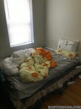 103 Gordon St in Boston, MA - Foto de edificio - Building Photo