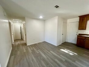 2409 University Dr in Valdosta, GA - Building Photo - Building Photo