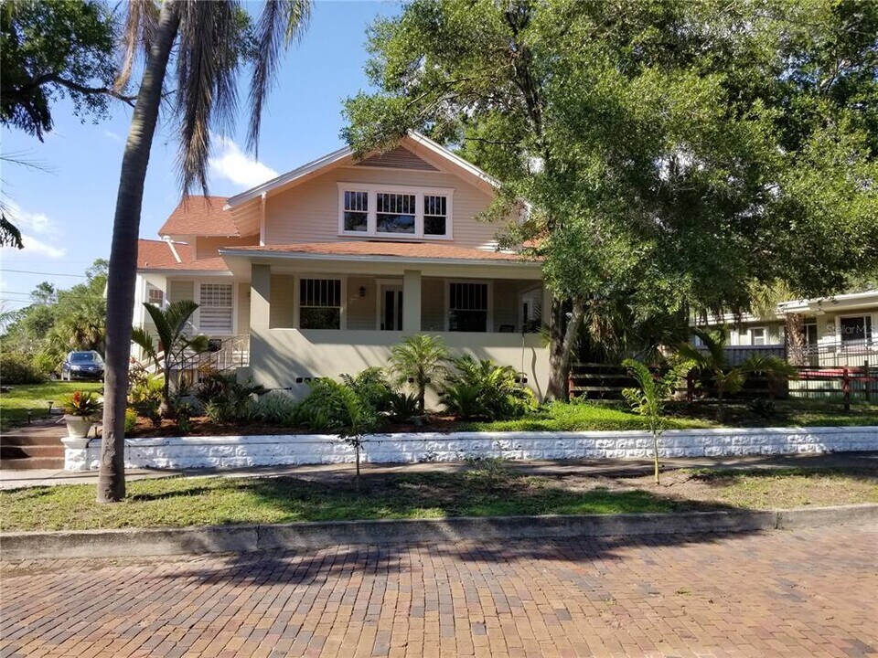 835 7th Ave S in St. Petersburg, FL - Building Photo