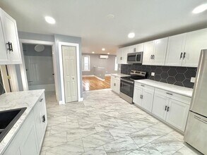 11 Boothby St in Augusta, ME - Building Photo - Building Photo