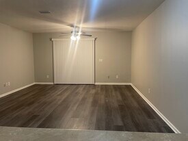 6913 Cherry St, Unit N in Panama City, FL - Building Photo