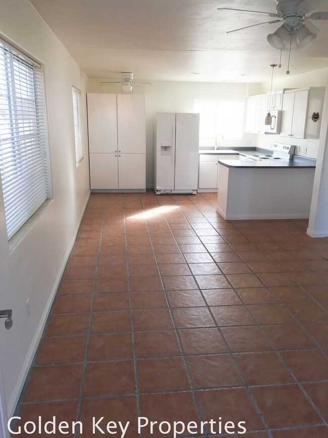 2015 Stewart St in Oceanside, CA - Building Photo - Building Photo
