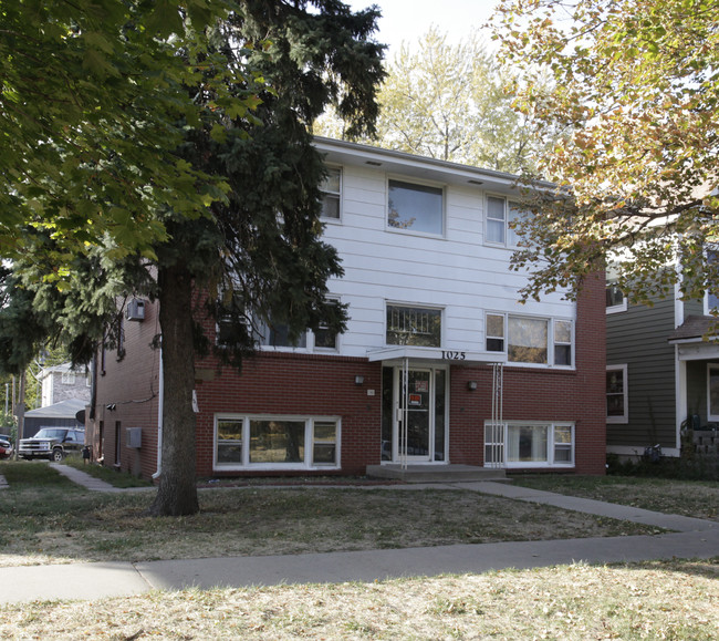 1025 C St in Lincoln, NE - Foto de edificio - Building Photo