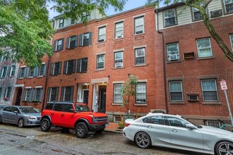 25 Melrose St, Unit 3 in Boston, MA - Building Photo - Building Photo