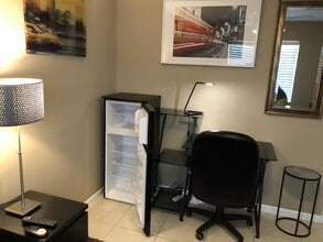 201 Desoto St in Daytona Beach, FL - Building Photo - Building Photo