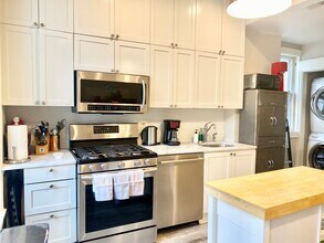 1351 A St NE in Washington, DC - Building Photo - Building Photo