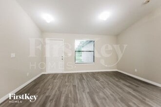 1228 Hillburn St E in Lehigh Acres, FL - Building Photo - Building Photo
