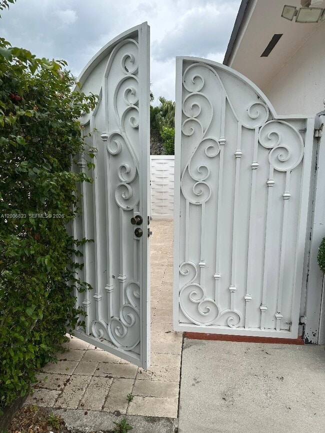 11413 SW 129th Pl in Miami, FL - Building Photo - Building Photo