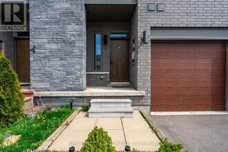 6 Bedrock Dr in Hamilton, ON - Building Photo - Building Photo