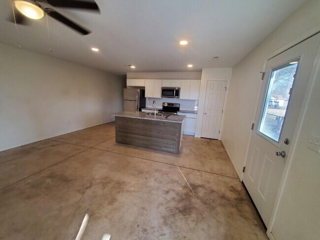 1019 N Spruce St in Wichita, KS - Building Photo - Building Photo