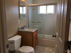 755 E Duane Ave, Unit H in Sunnyvale, CA - Building Photo - Building Photo