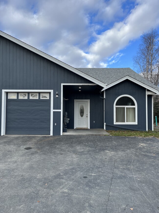 461 E Heather Way, Unit 2