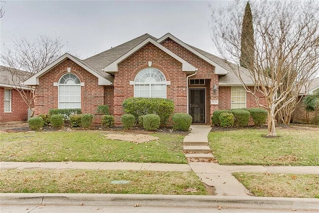 property at 7836 Squire Ln