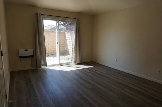 2035 Lassen Dr photo'