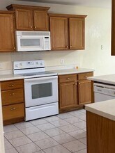 907 SW Navajo Dr in Bentonville, AR - Building Photo - Building Photo