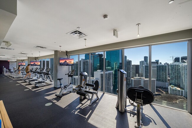 151 SE 1st St, Unit 802 in Miami, FL - Building Photo - Building Photo