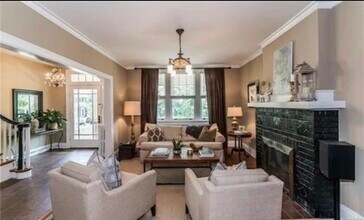 3213 W Grace St in Richmond, VA - Building Photo - Building Photo