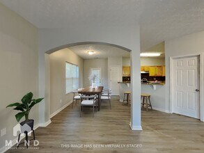 325 Lake Royale Pl in Riverdale, GA - Building Photo - Building Photo