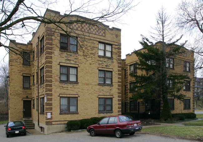 Victory Pkwy Apartments in Cincinnati, OH - Foto de edificio - Building Photo