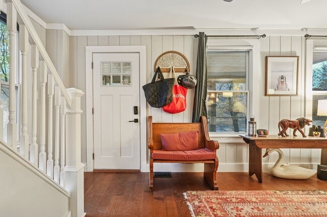 916 East End Rd in Newton, NJ - Building Photo - Building Photo