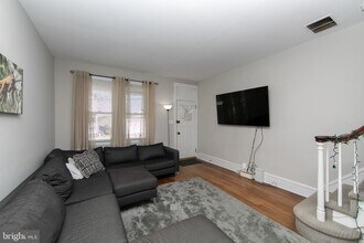 8 Wynnewood Ave in Haddon Township, NJ - Building Photo - Building Photo