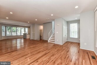 2015 N Pollard St in Arlington, VA - Foto de edificio - Building Photo