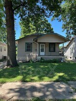 419 E Jackson St in Pittsburg, KS - Building Photo
