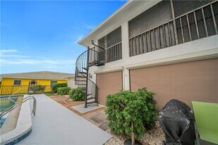 1011 SE 40th St in Cape Coral, FL - Building Photo