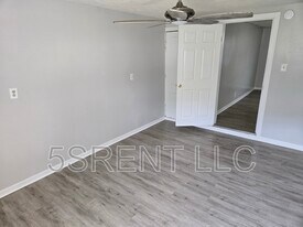 236 S Mary Ellen St in South Lebanon, OH - Building Photo