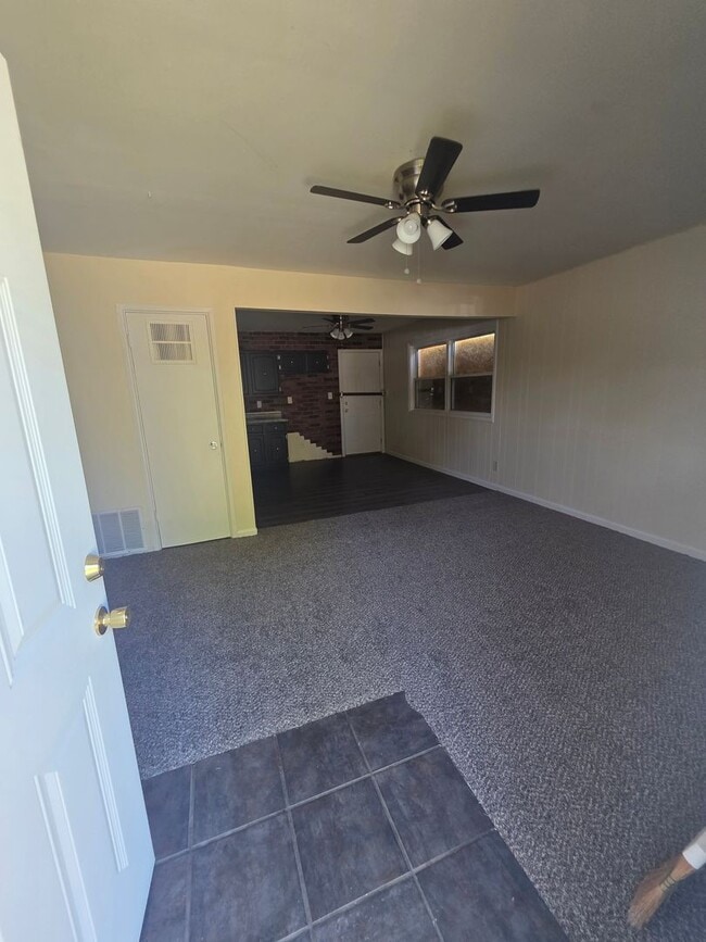 property at 704 E 5th St