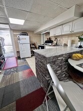 188 Palisade Ave, Unit 188 Palisade Rear in Cliffside Park, NJ - Building Photo - Building Photo