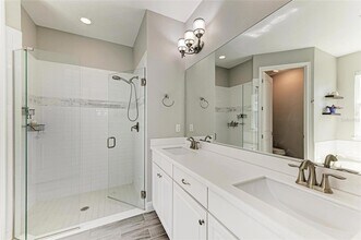 5217 Horizon Cv in Bradenton, FL - Building Photo - Building Photo