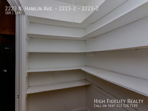 2223 N Hamlin Ave in Chicago, IL - Building Photo - Building Photo