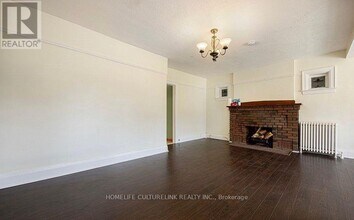 184 Livingstone Ave in Toronto, ON - Building Photo - Building Photo