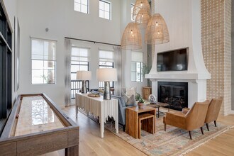 Spire Deer Valley in Phoenix, AZ - Building Photo - Interior Photo