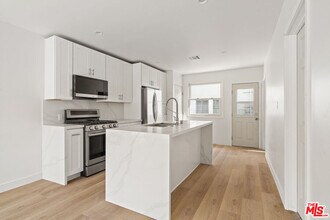 820 3rd St in Santa Monica, CA - Building Photo - Building Photo