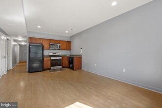 1716 West Virginia Ave NE, Unit 102 in Washington, DC - Building Photo - Building Photo