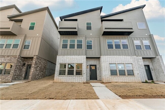 2235 W Million Ln in Fayetteville, AR - Building Photo - Building Photo