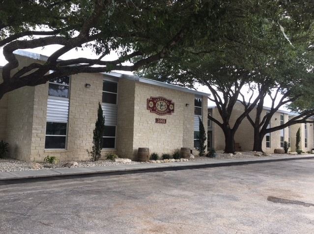 Vineyard Crossing Apartments in Fredericksburg, TX - Building Photo