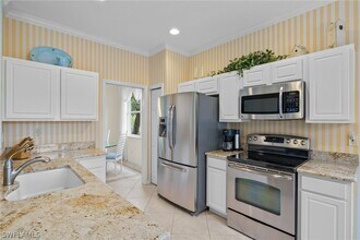 1208 Chelmsford Ct in Naples, FL - Building Photo - Building Photo