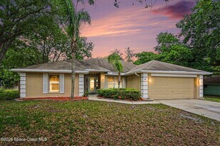 558 Barber St in Sebastian, FL - Building Photo