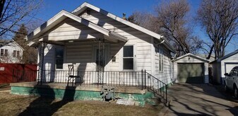 2710 W St Louis St in Wichita, KS - Building Photo