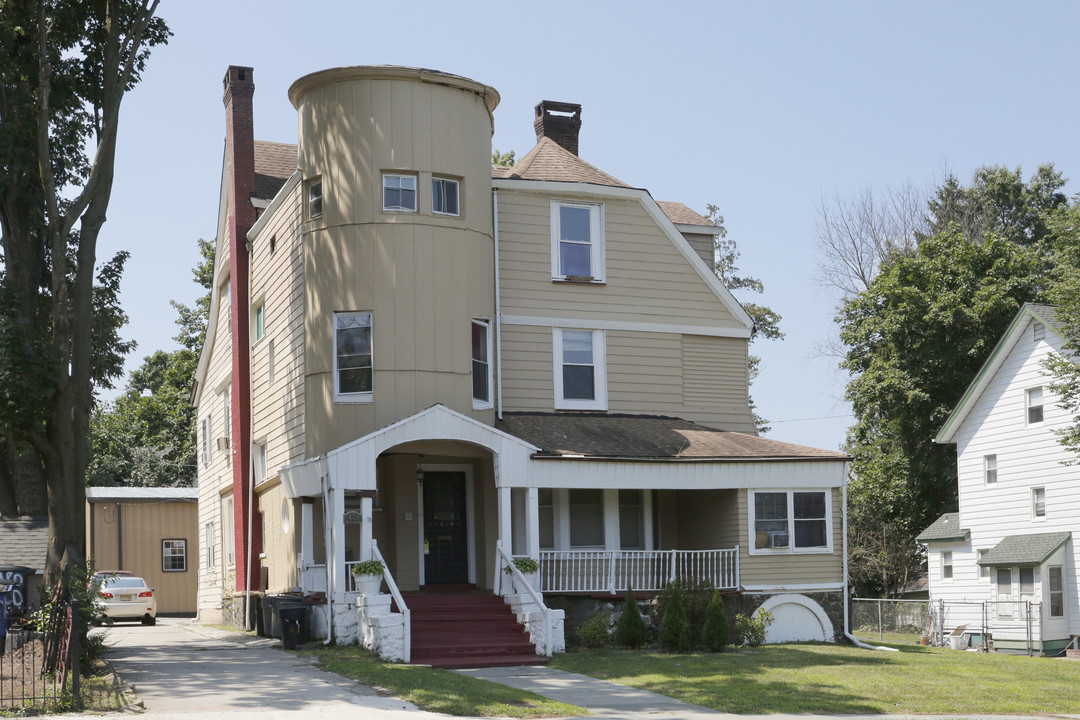 486 Park Ave in Orange, NJ - Building Photo