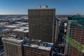 Mezzo on Walnut in Des Moines, IA - Foto de edificio - Building Photo