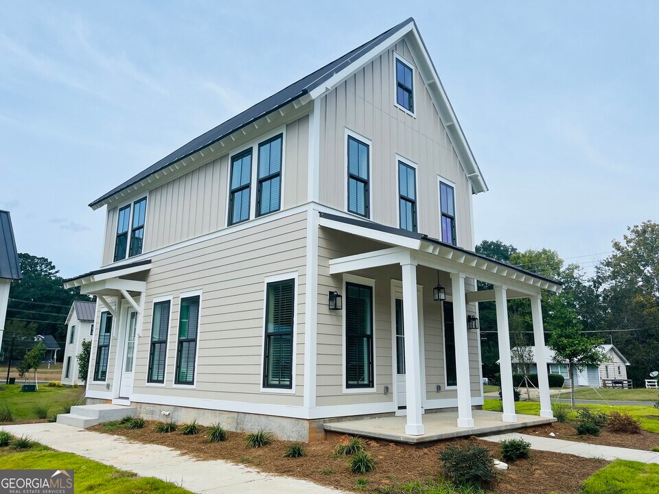 604 Freeman St in Lagrange, GA - Building Photo