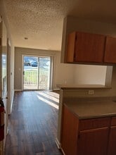 Crowell Square Apartments in Asheville, NC - Building Photo - Building Photo